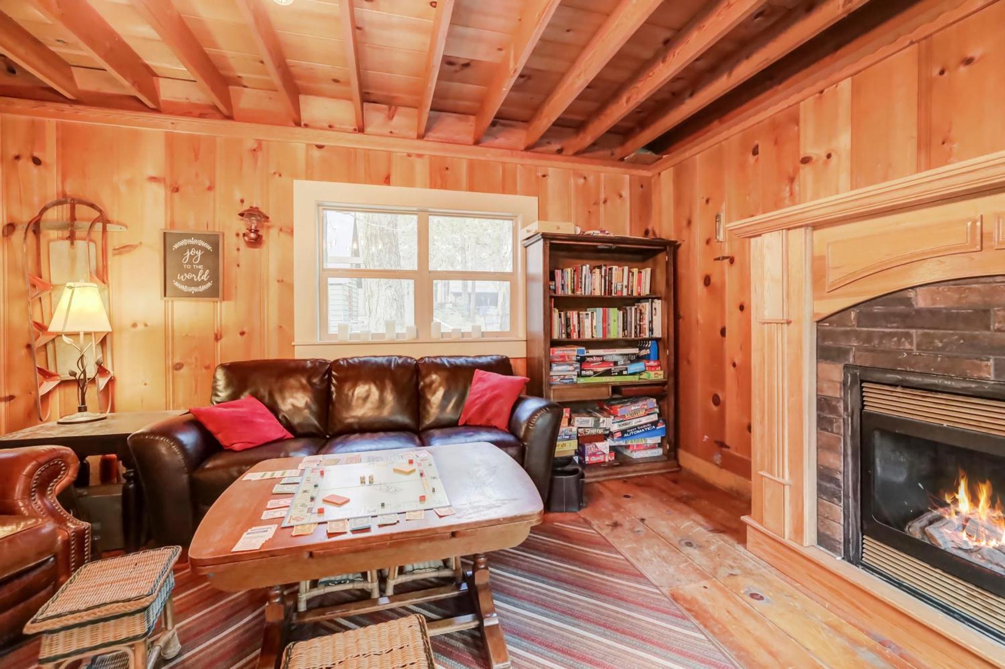 Spacious Classic Cabin Retreat- Near Lassen Mill Creek Exterior photo
